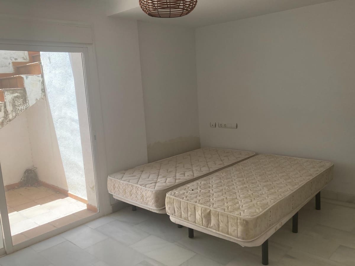 5 Zimmer Haus zu verkaufen in Estepona mit Pool - 1.755.000 € (Ref: 9705018)