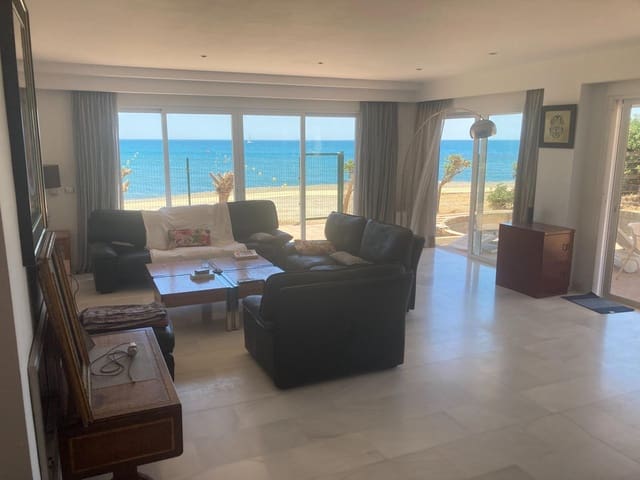 5 Zimmer Haus zu verkaufen in Centro, Estepona mit Pool - 1.755.000 € (Ref: 9705018)