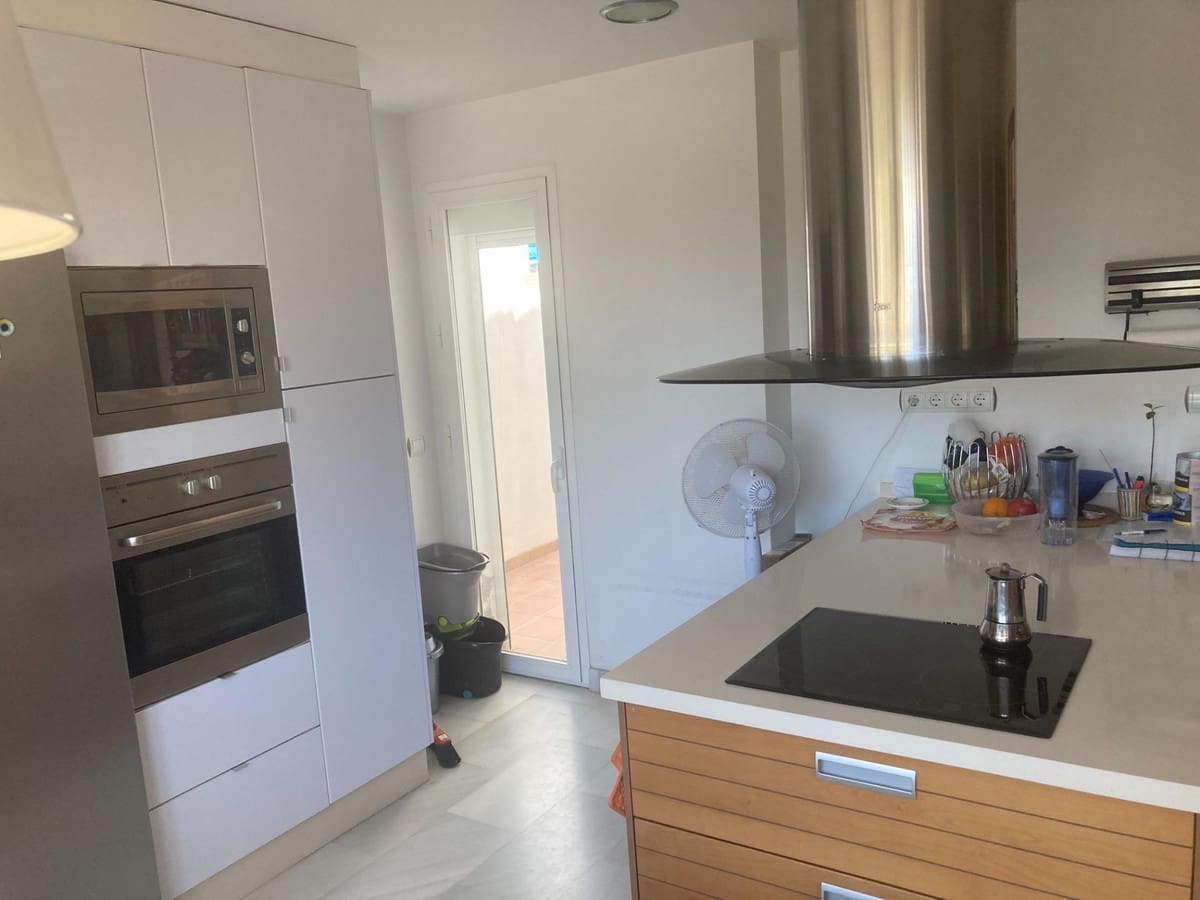 5 Zimmer Haus zu verkaufen in Estepona mit Pool - 1.755.000 € (Ref: 9705018)