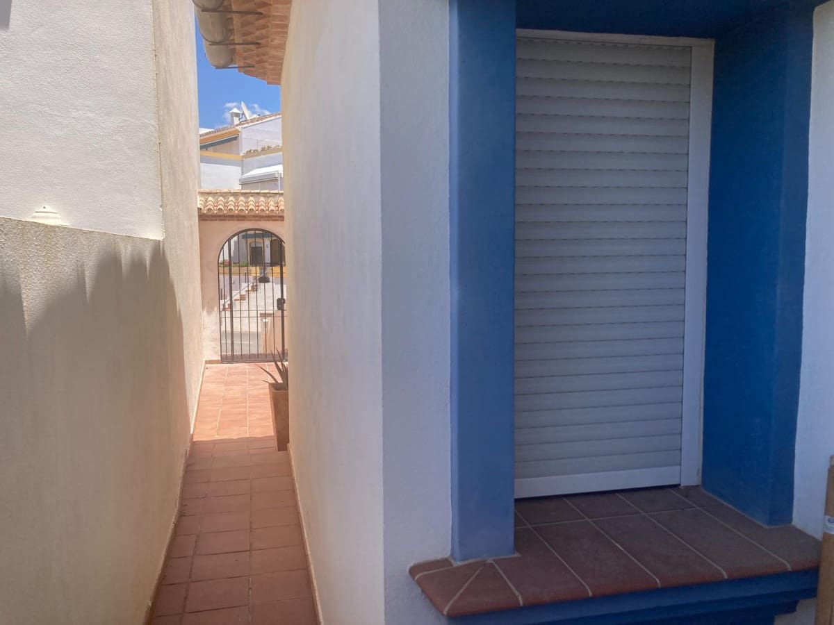 5 Zimmer Haus zu verkaufen in Estepona mit Pool - 1.755.000 € (Ref: 9705018)