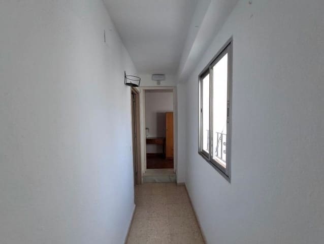 Hotel for sale in Marbella - € 4,500,000 (Ref: 9705019)