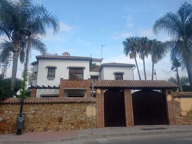 5 soverom Villa til salgs i Mijas pueblo, Mijas med svømmebasseng garasje - € 1 050 000 (Ref: 9705020)