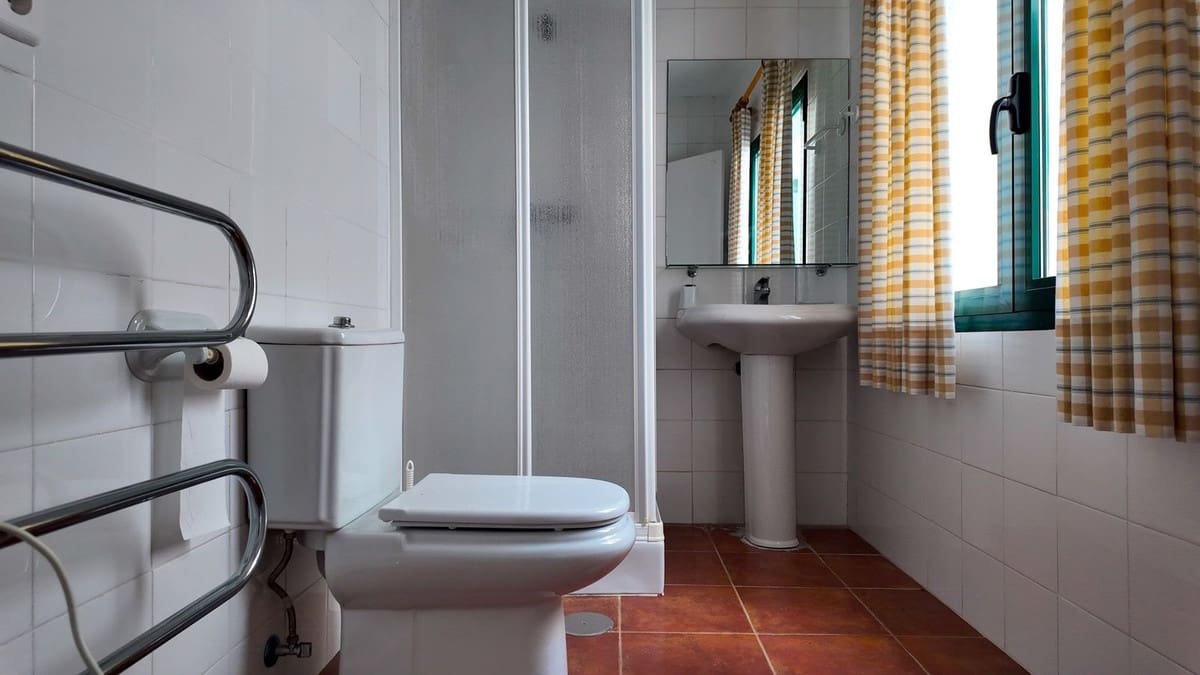 5 quarto Casa em Banda para venda em San Pedro de Alcantara com piscina garagem - 1 100 000 € (Ref: 9705024)