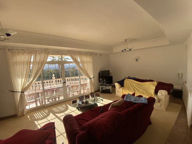 5 slaapkamer Villa te koop in Mijas Golf, Mijas met zwembad - € 1.000.000 (Ref: 9705026)