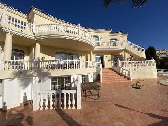 5 slaapkamer Villa te koop in Mijas Golf, Mijas met zwembad - € 1.000.000 (Ref: 9705026)