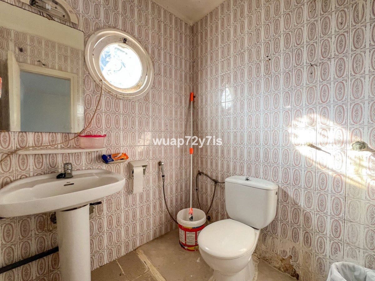 2 bedroom Villa for sale in New Golden Mile - € 1,150,000 (Ref: 9705031)