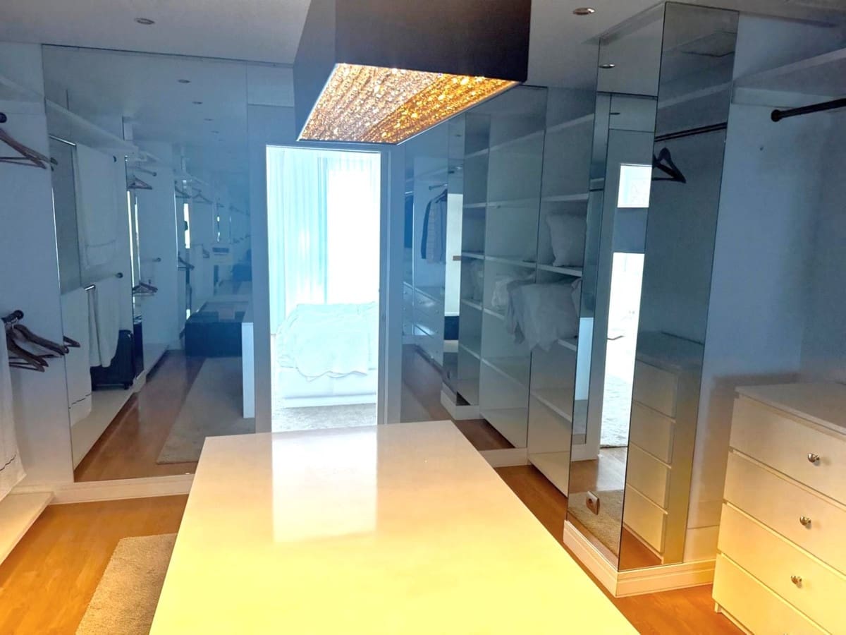 4 bedroom Villa for sale in Alhaurin de la Torre with pool garage - € 1,195,000 (Ref: 9705033)