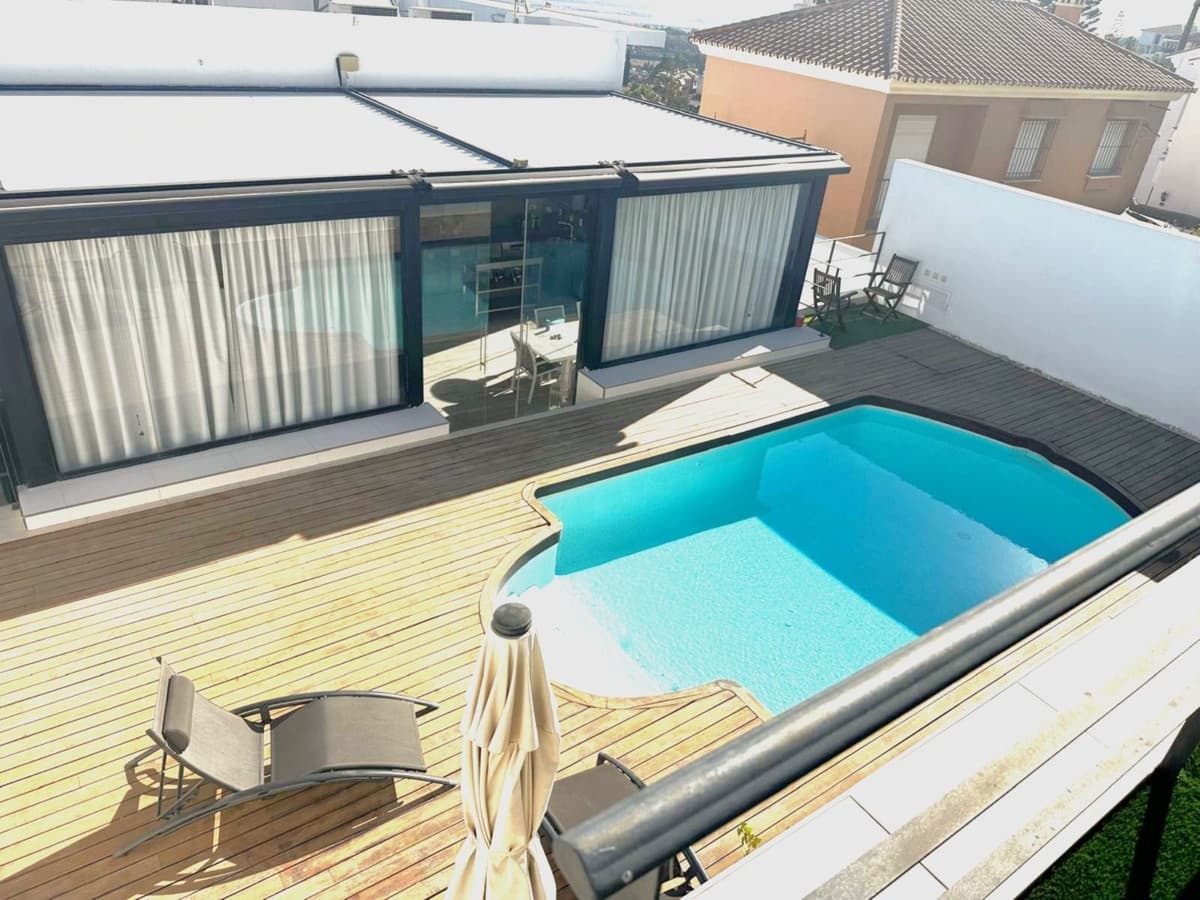 4 bedroom Villa for sale in Alhaurin de la Torre with pool garage - € 1,195,000 (Ref: 9705033)