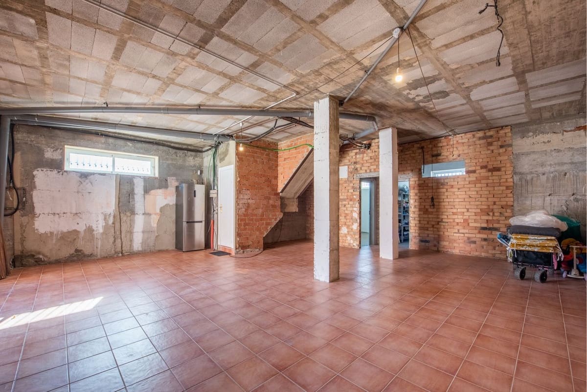 Chalet de 4 habitaciones en Fuengirola en venta con piscina - 1.200.000 € (Ref: 9705035)