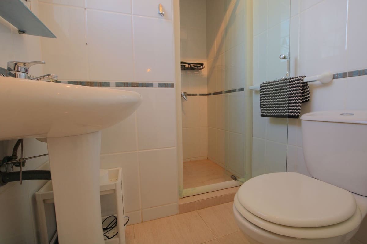 7 sovrum Villa till salu i La Cala Golf med pool garage - 1 250 000 € (Ref: 9705037)