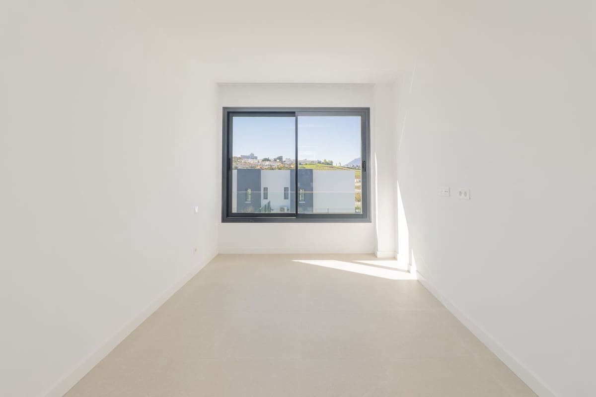 4 quarto Casa em Banda para venda em Atalaya-Isdabe com garagem - 1 250 000 € (Ref: 9705038)