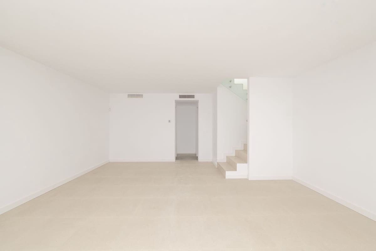 4 quarto Casa em Banda para venda em Atalaya-Isdabe com garagem - 1 250 000 € (Ref: 9705038)