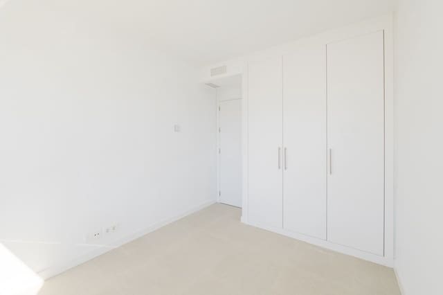 4 quarto Casa em Banda para venda em Atalaya-Isdabe, Estepona com garagem - 1 250 000 € (Ref: 9705038)