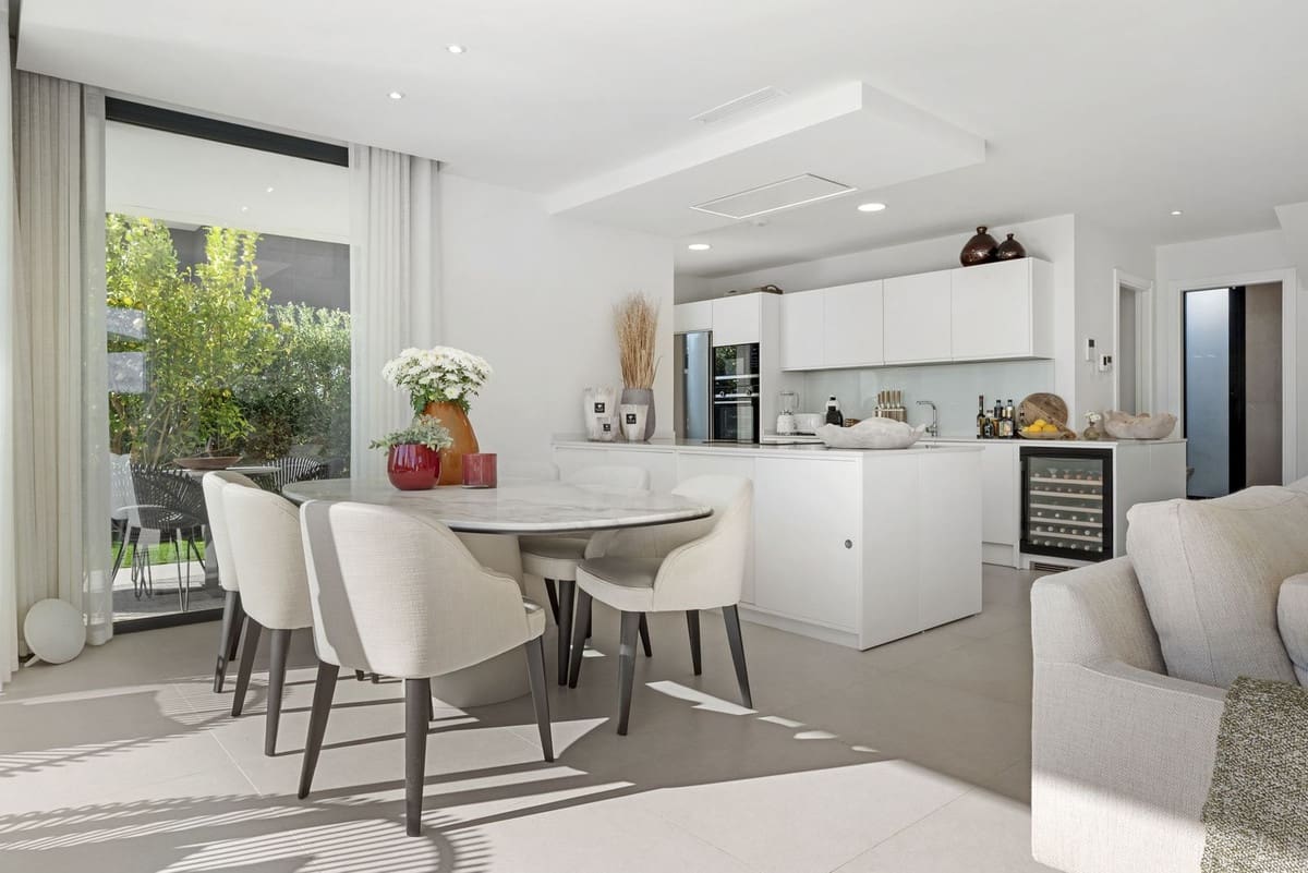 3 chambre Villa/Maison à vendre à Manilva avec piscine - 1 295 000 € (Ref: 9705039)