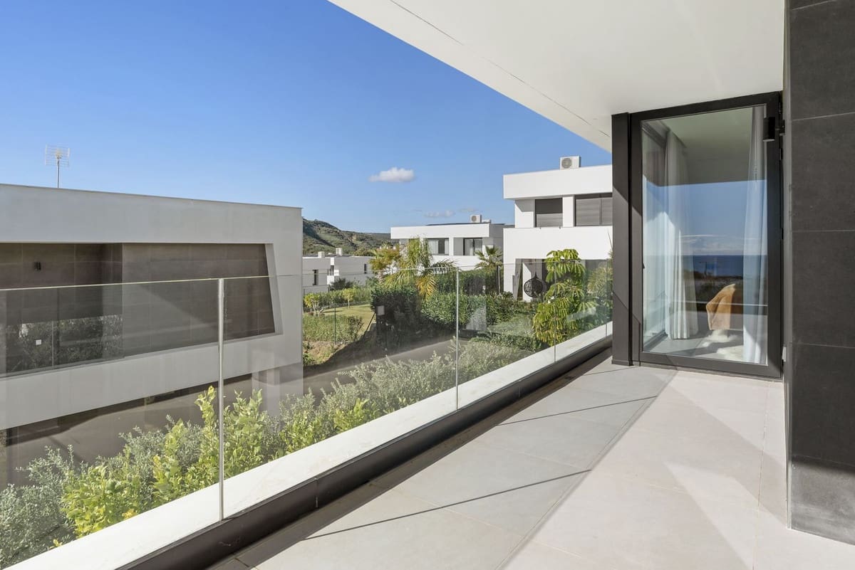 3 chambre Villa/Maison à vendre à Manilva avec piscine - 1 295 000 € (Ref: 9705039)
