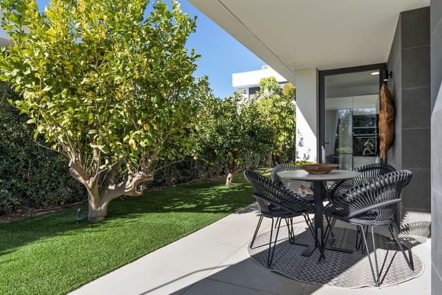 3 quarto Moradia para venda em Manilva Pueblo, Manilva com piscina - 1 295 000 € (Ref: 9705039)