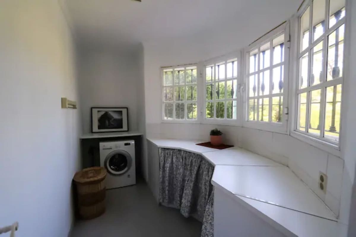 5 soveværelse Villa til salg i Nueva Andalucia med swimmingpool garage - € 1.295.000 (Ref: 9705040)