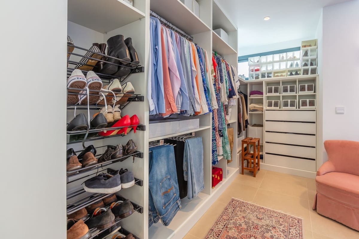 4 soverom Villa til salgs i La Duquesa / Puerto de la Duquesa med svømmebasseng garasje - € 1 298 000 (Ref: 9705041)