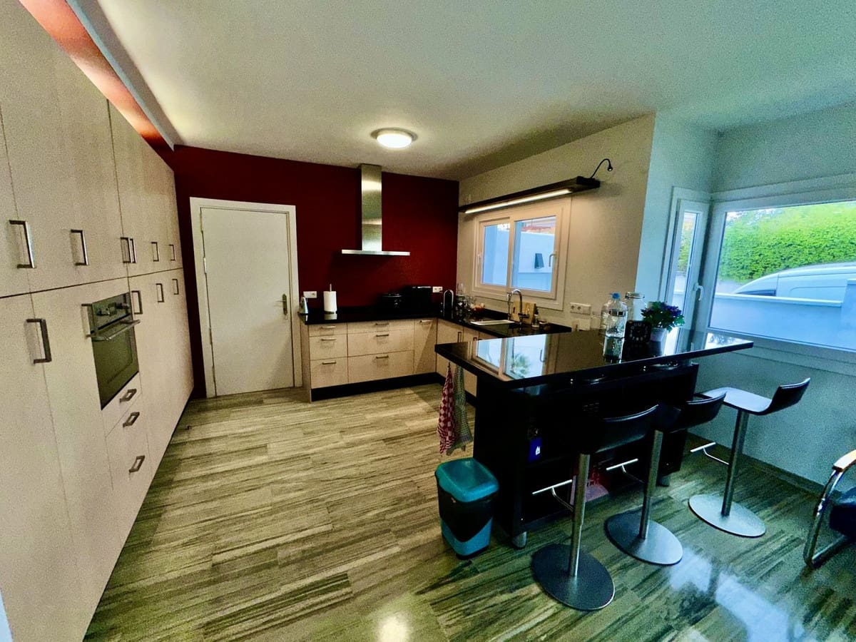 3 camera da letto Villa in vendita in San Pedro de Alcantara con piscina garage - 1.350.000 € (Rif: 9705045)