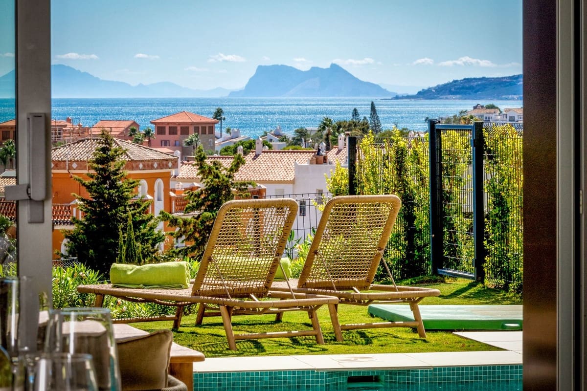 4 camera da letto Casa in vendita in Estepona con piscina - 1.335.000 € (Rif: 9705046)