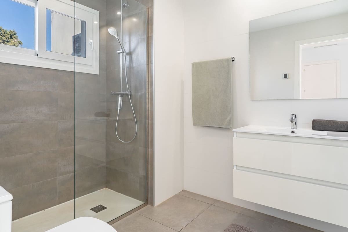 5 chambre Villa/Maison à vendre à Fuengirola avec piscine - 1 380 000 € (Ref: 9705047)