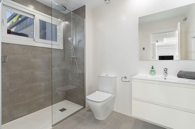 5 camera da letto Villa in vendita in Centro ciudad, Fuengirola con piscina - 1.380.000 € (Rif: 9705047)