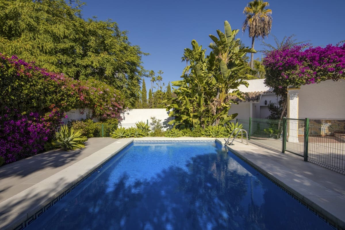 4 camera da letto Villa in vendita in Guadalmina con piscina - 1.395.000 € (Rif: 9705050)
