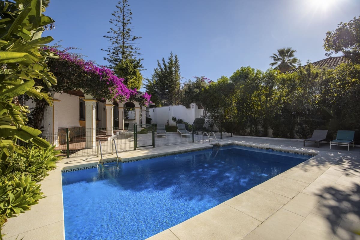 4 camera da letto Villa in vendita in Guadalmina con piscina - 1.395.000 € (Rif: 9705050)