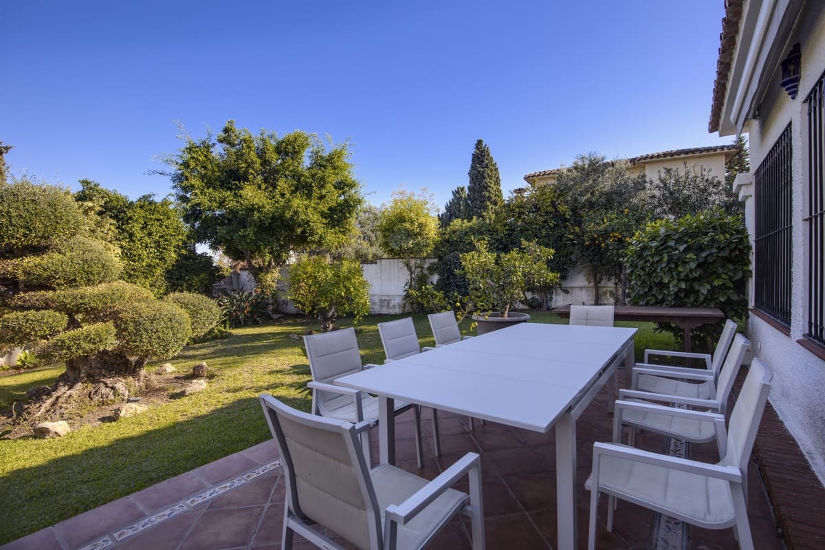 4 camera da letto Villa in vendita in Guadalmina con piscina - 1.395.000 € (Rif: 9705050)