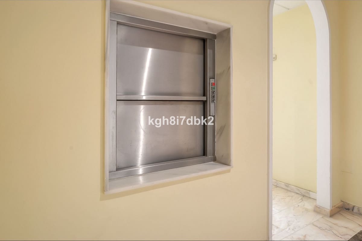 10 makuuhuone Huvila myytävänä paikassa Benalmadena mukana uima-altaan 
autotalli - 1 450 000 € (Ref: 9705051)