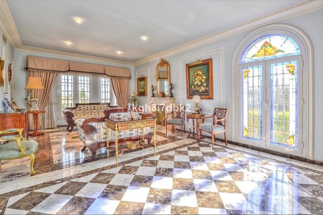 10 soveværelse Villa til salg i Montealto - Monterrey, Benalmádena med swimmingpool garage - € 1.450.000 (Ref: 9705051)