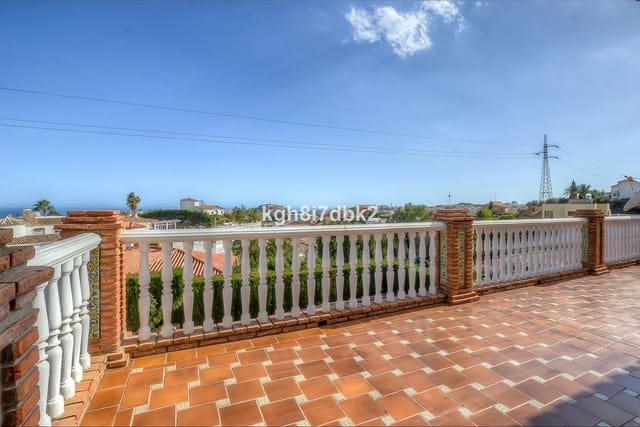 10 soveværelse Villa til salg i Montealto - Monterrey, Benalmádena med swimmingpool garage - € 1.450.000 (Ref: 9705051)