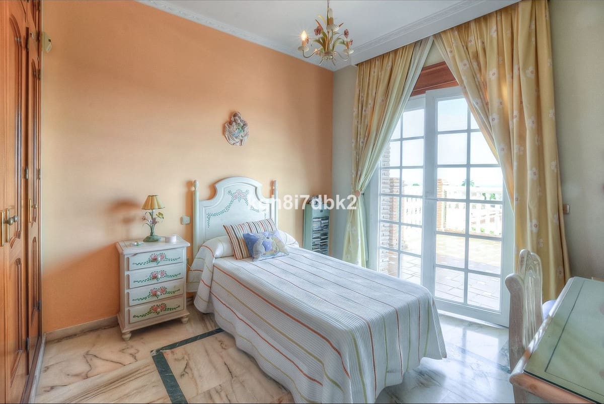 10 soveværelse Villa til salg i Benalmadena med swimmingpool garage - € 1.450.000 (Ref: 9705051)