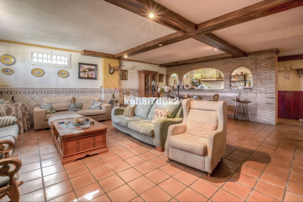 10 soveværelse Villa til salg i Benalmadena med swimmingpool garage - € 1.450.000 (Ref: 9705051)