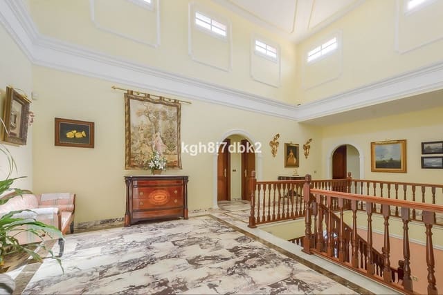 10 Zimmer Villa zu verkaufen in Montealto - Monterrey, Benalmádena mit Pool Garage - 1.450.000 € (Ref: 9705051)