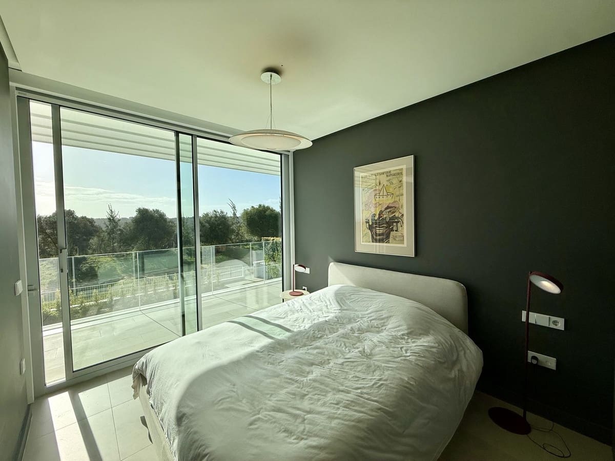 5 soveværelse Semi-Rækkehus til salg i Sotogrande med swimmingpool garage - € 1.450.000 (Ref: 9705053)