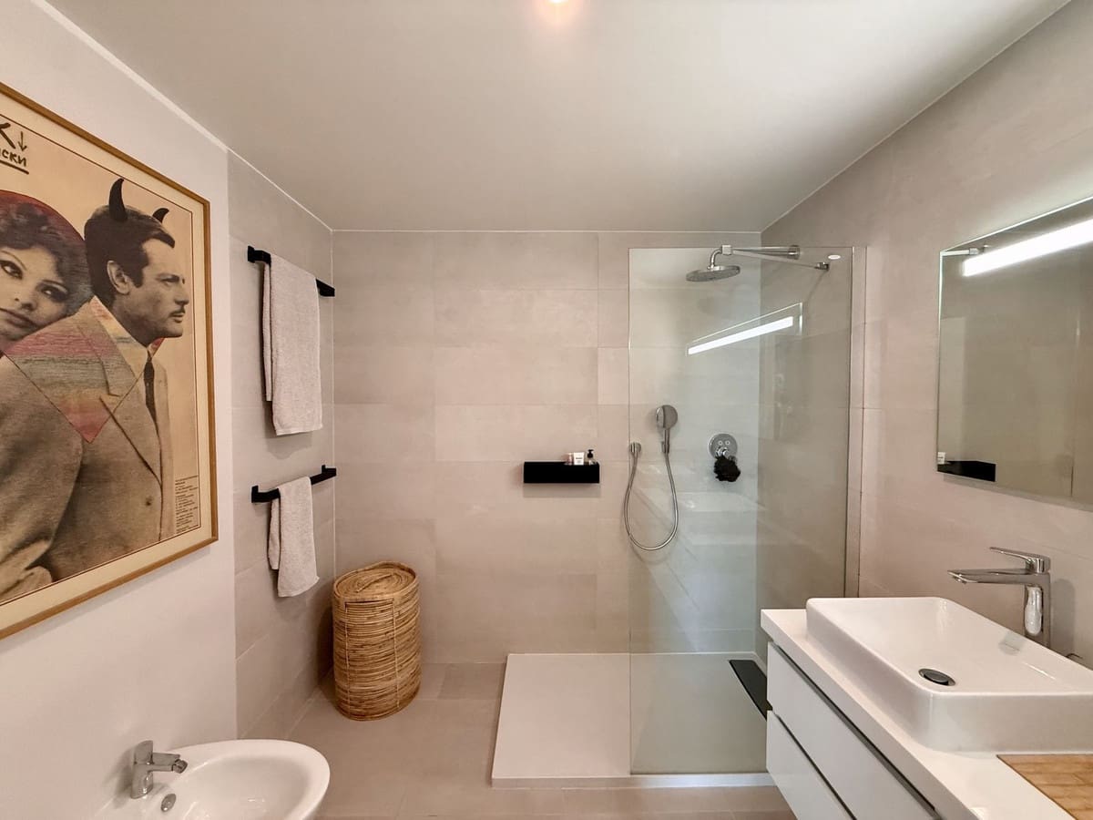 5 bedroom Semi-detached Villa for sale in Sotogrande with pool garage - € 1,450,000 (Ref: 9705053)