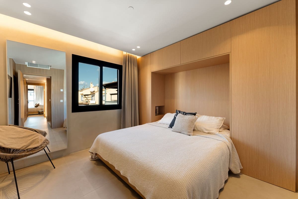 4 quarto Casa em Banda para venda em San Pedro de Alcantara com piscina - 1 450 000 € (Ref: 9705054)