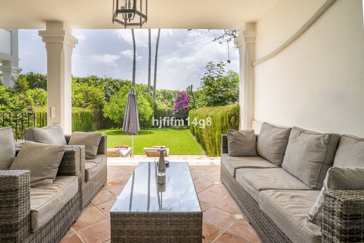 3 bedroom Townhouse for sale in Nueva Andalucia with pool - € 1,475,000 (Ref: 9705056)