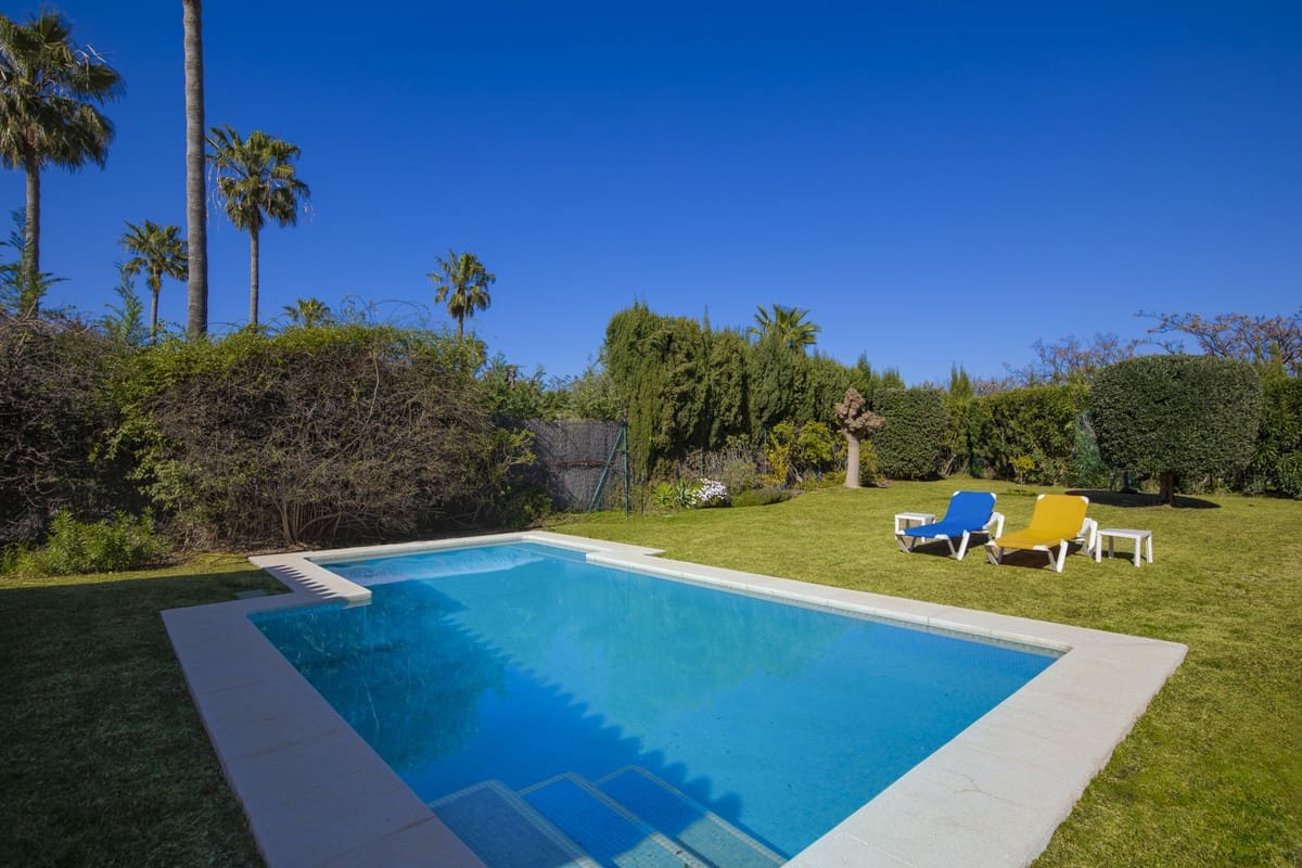 3 soveværelse Villa til salg i Benahavis med swimmingpool - € 1.495.000 (Ref: 9705057)