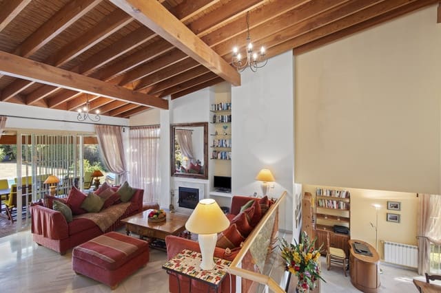 3 sypialnia Willa na sprzedaż w Benahavís pueblo, Benahavís z basenem - 1 495 000 € (Ref: 9705057)