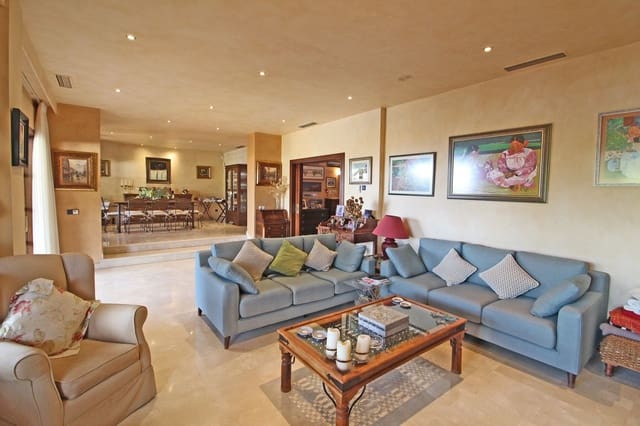 5 chambre Villa/Maison à vendre à Marbella avec piscine garage - 1 550 000 € (Ref: 9705059)