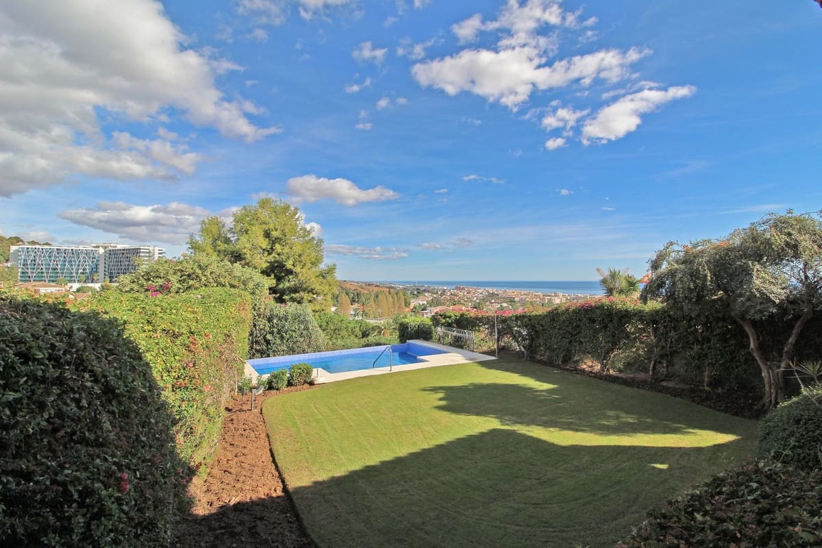 5 chambre Villa/Maison à vendre à Marbella avec piscine garage - 1 550 000 € (Ref: 9705059)