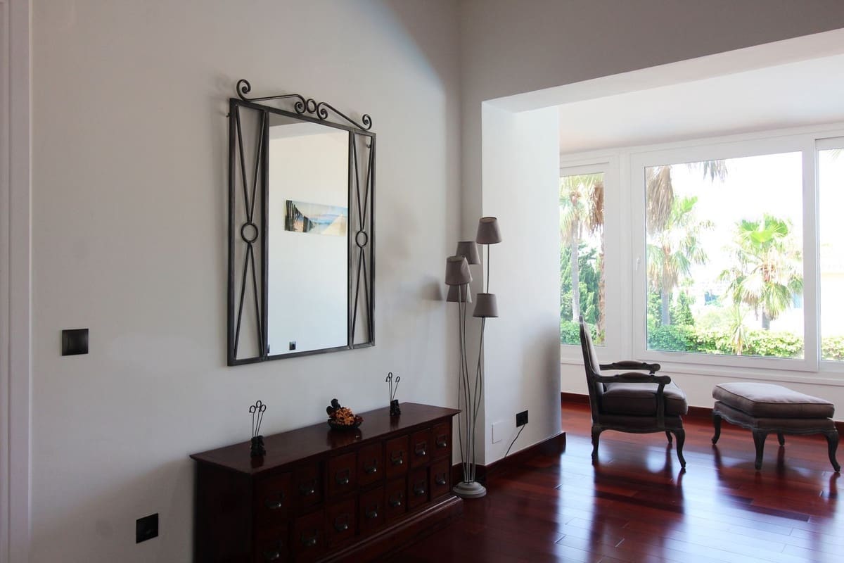 3 soveværelse Villa til salg i Benalmadena med swimmingpool garage - € 1.550.000 (Ref: 9705060)