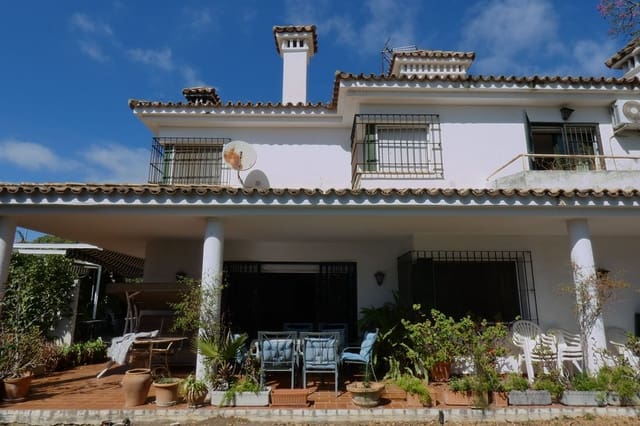 5 sovrum Villa till salu i Marbella med pool - 1 550 000 € (Ref: 9705061)
