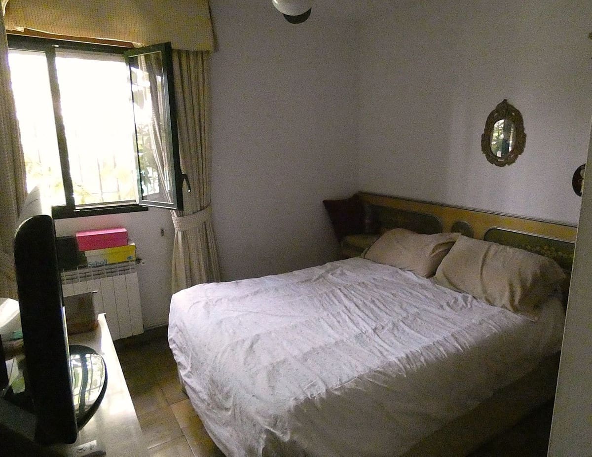 5 sovrum Villa till salu i Marbella med pool - 1 550 000 € (Ref: 9705061)