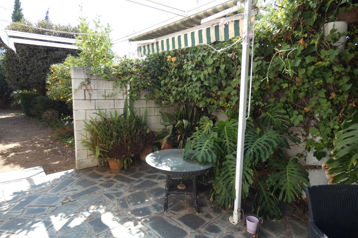 5 sovrum Villa till salu i Marbella med pool - 1 550 000 € (Ref: 9705061)
