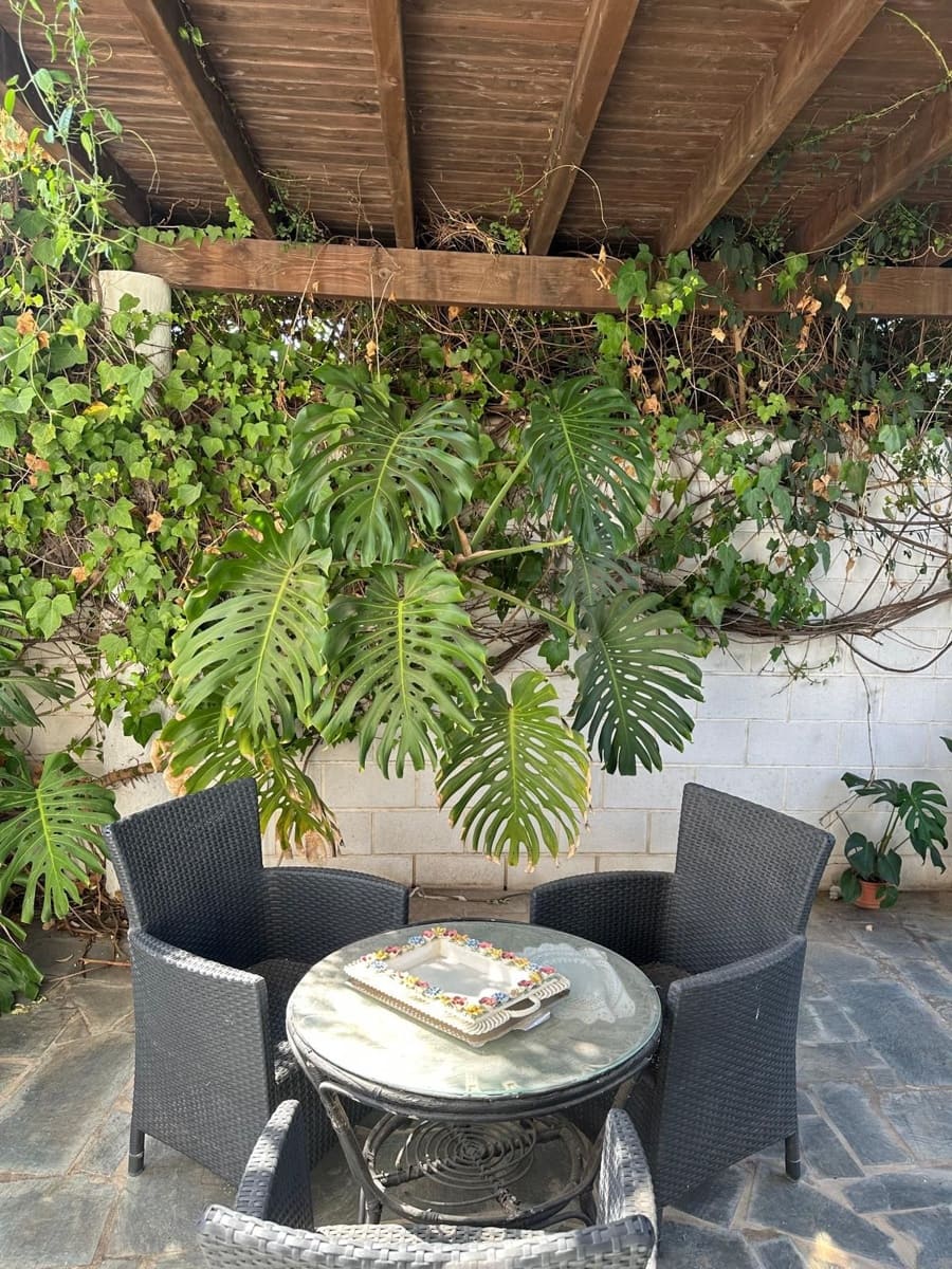 5 sovrum Villa till salu i Marbella med pool - 1 550 000 € (Ref: 9705061)