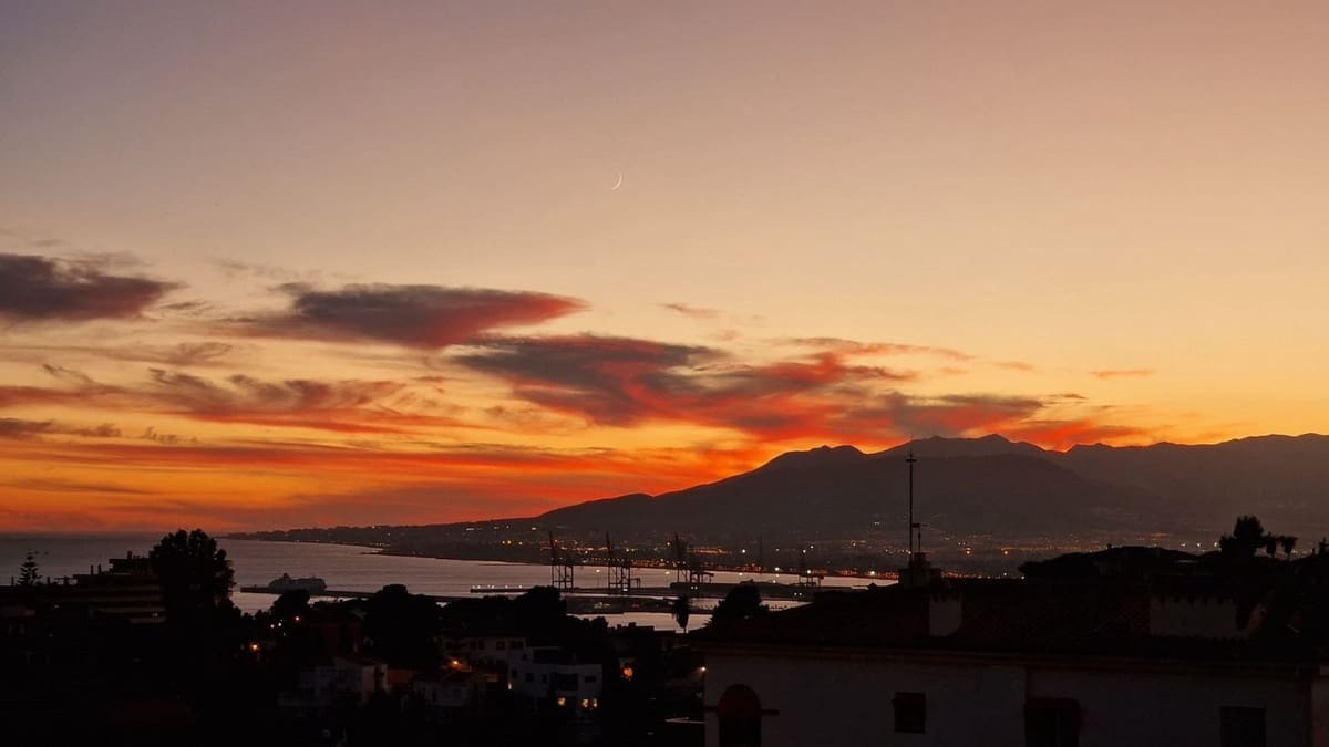 7 Zimmer Villa zu verkaufen in Malaga Stadt mit Pool - 1.555.000 € (Ref: 9705063)