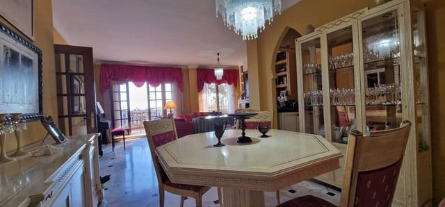 7 Zimmer Villa zu verkaufen in El Candado, Málaga Stadt mit Pool - 1.555.000 € (Ref: 9705063)